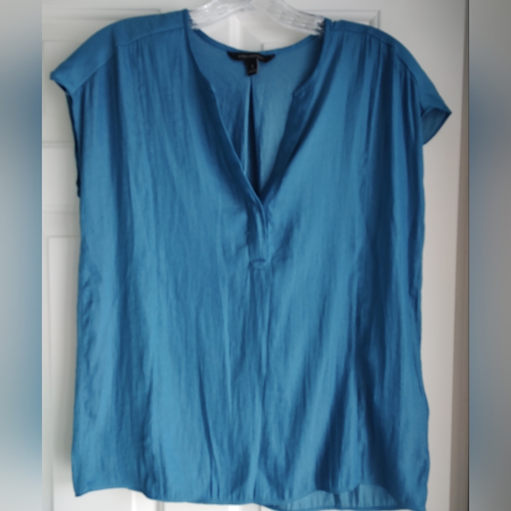 Women's Blue Top